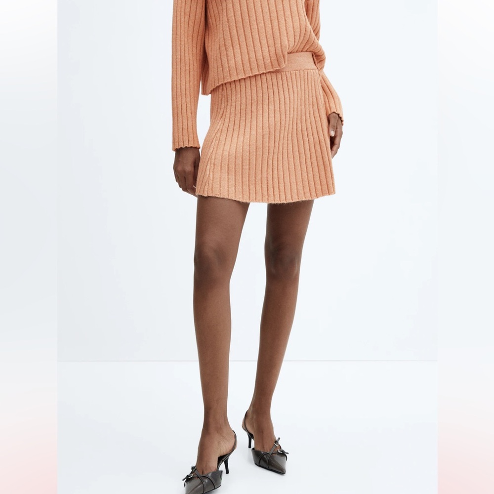 NWT Ribbed Two Piece Set - Picture 7 of 16